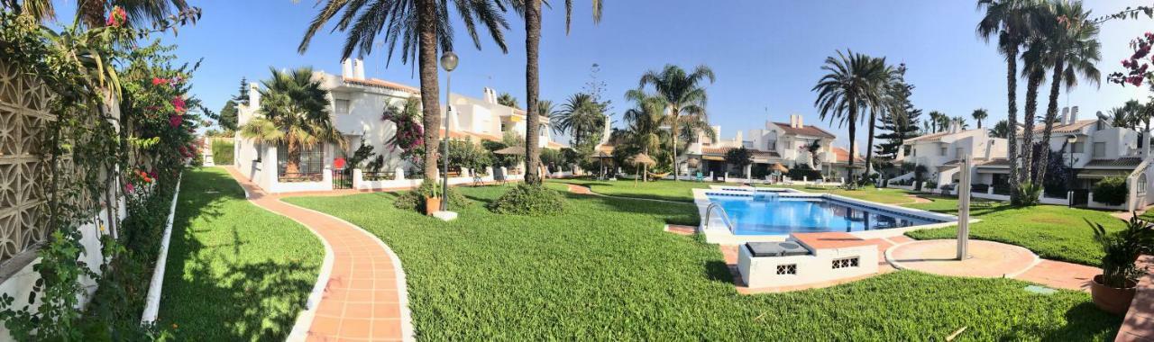 Beachfront Oasis In Costa Del Sol. Caleta De Velez Exterior foto