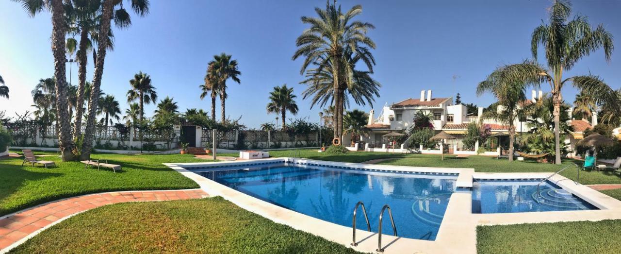 Beachfront Oasis In Costa Del Sol. Caleta De Velez Exterior foto